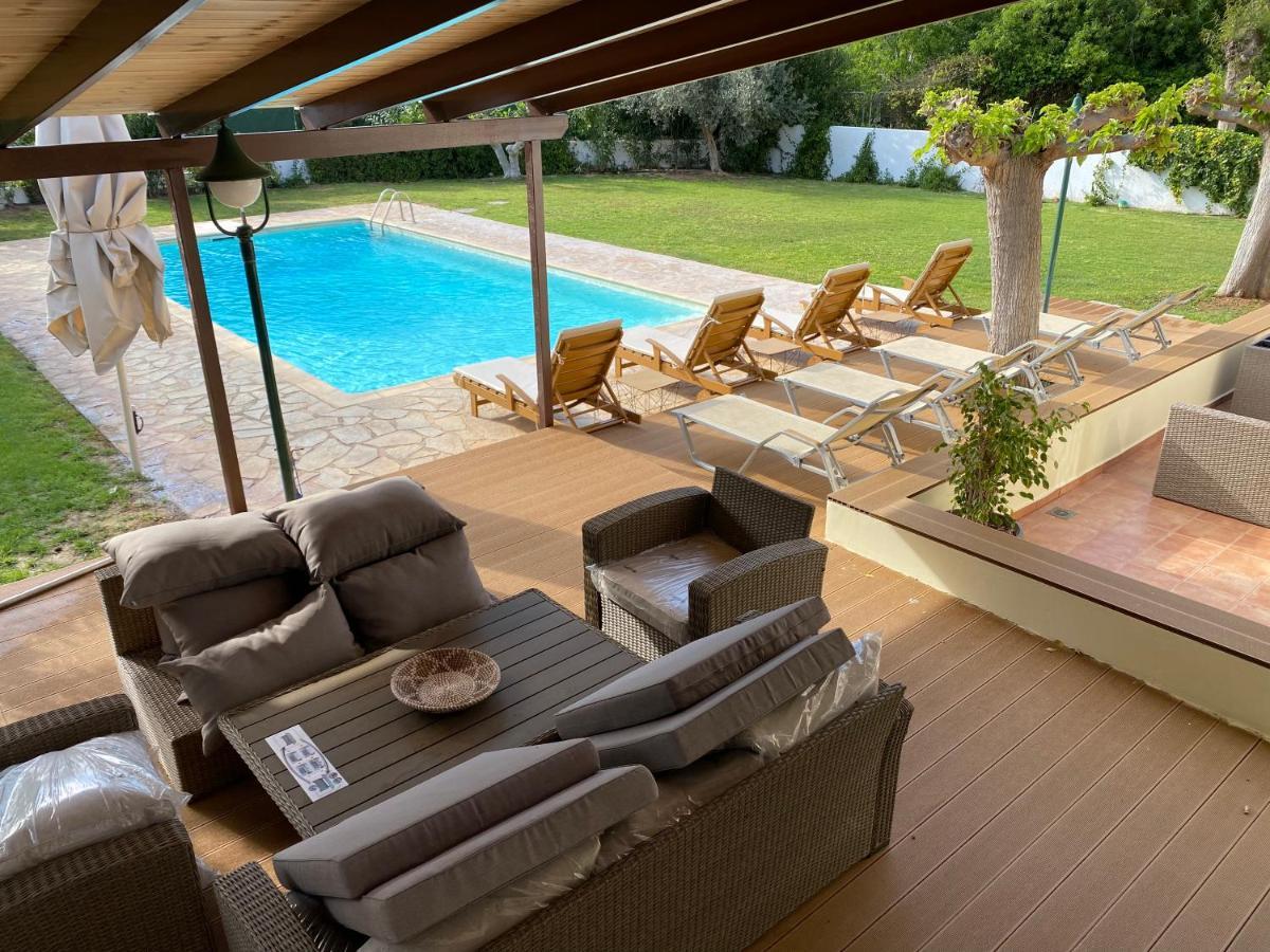 Relaxing Villa With Swimming Pool And Garden Agios Georgios  Exterior foto