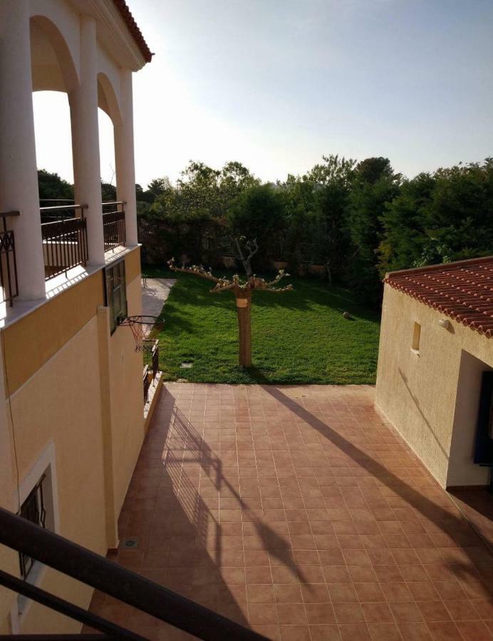 Relaxing Villa With Swimming Pool And Garden Agios Georgios  Exterior foto