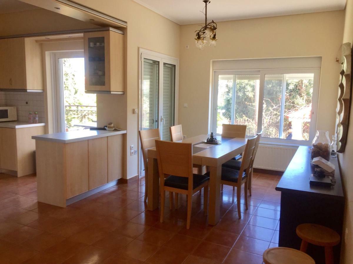 Relaxing Villa With Swimming Pool And Garden Agios Georgios  Exterior foto