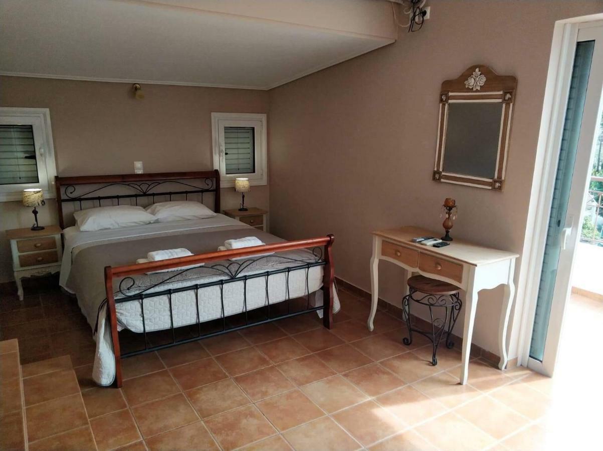 Relaxing Villa With Swimming Pool And Garden Agios Georgios  Exterior foto